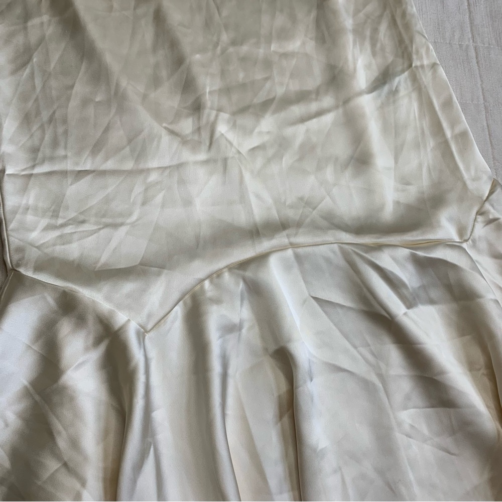 Urban Outfitters Kimchi Blue Cream Midi Skirt Size Medium - Picture 3 of 9